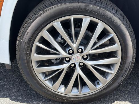 New 2026 Buick Enclave Avenir w/ Super Cruise Package FWD image 10