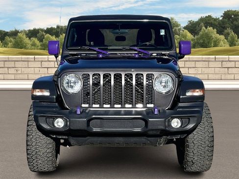 Used 2020 Jeep Gladiator Sport w/ Quick Order Package 24S image 3
