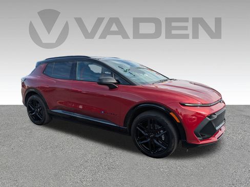 New 2026 Chevrolet Equinox EV RS image 3