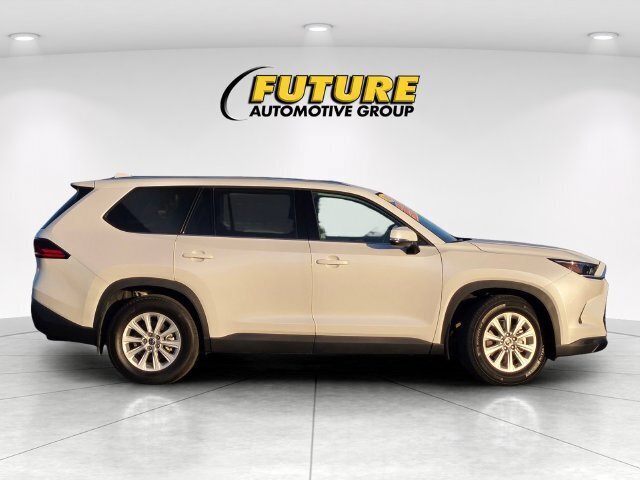 Certified 2025 Toyota Grand Highlander AWD Hybrid image 4