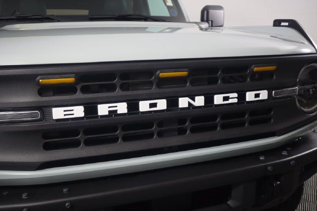 Used 2022 Ford Bronco Black Diamond AWD/4WD image 18