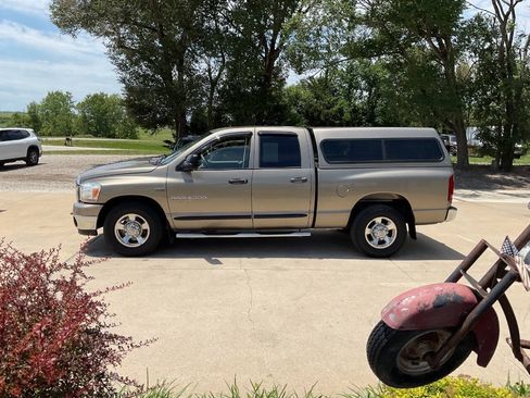Used 2006 Dodge Ram 2500 Truck SLT w/ Quad Cab Big Horn Value Group RWD image 6