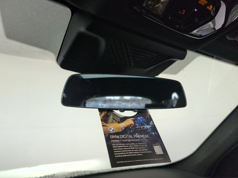 Used 2025 BMW X1 xDrive28i w/ Premium Package image 15