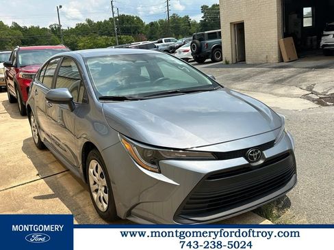 Used 2024 Toyota Corolla LE FWD image 1