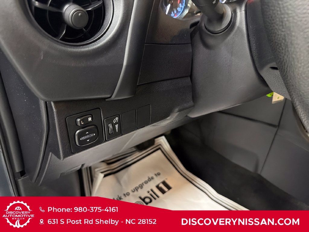 Used 2019 Toyota Corolla L FWD image 14