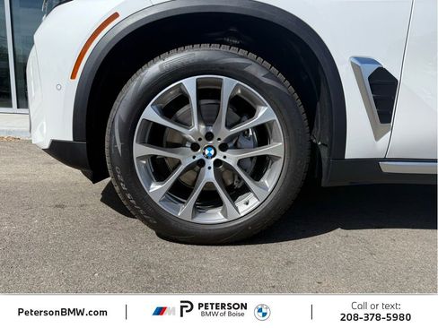 New 2026 BMW X5 xDrive40i AWD/4WD image 36