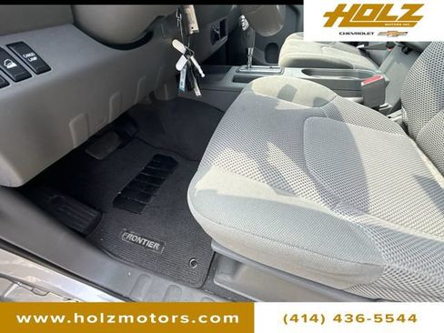 Used 2019 Nissan Frontier SV AWD/4WD image 32