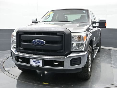 Used 2011 Ford F250 XLT w/ Chrome Pkg RWD image 7