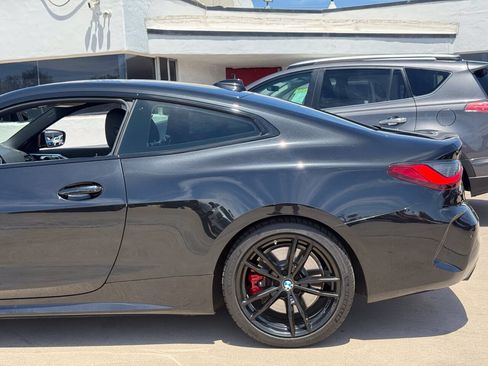 Used 2021 BMW 430i Coupe w/ M Sport Package RWD image 13