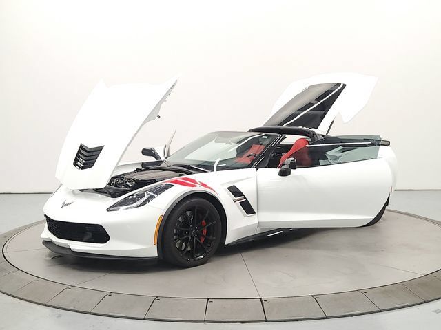 Used 2019 Chevrolet Corvette Grand Sport RWD image 11