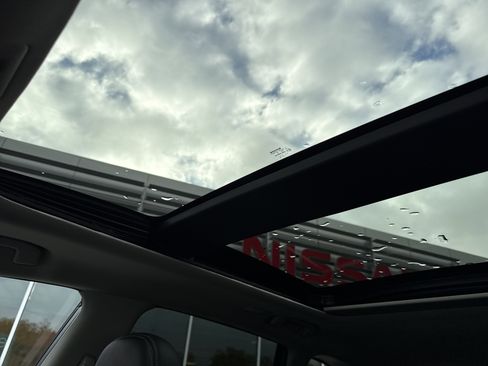 Used 2020 Nissan Murano SL image 7