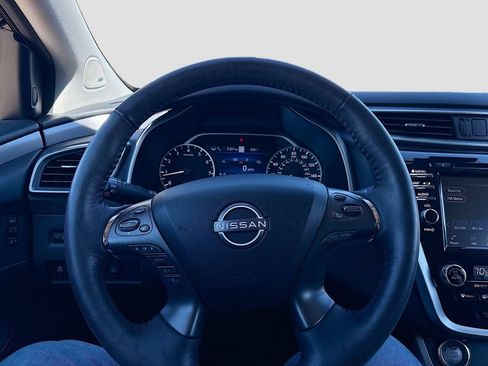 Used 2023 Nissan Murano SL w/ SL Moonroof Package AWD/4WD image 11