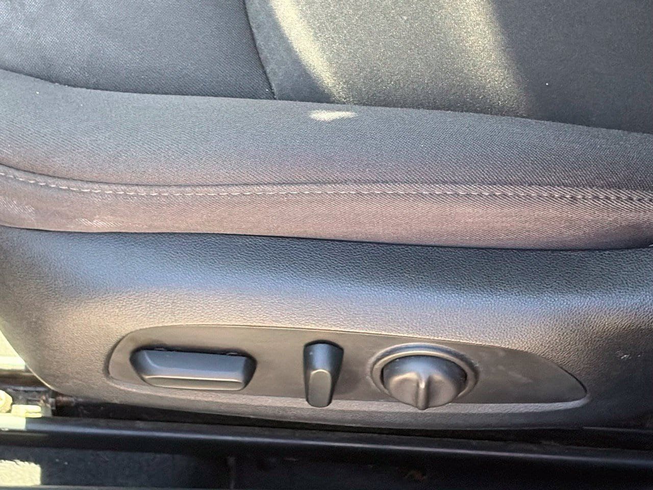 Used 2023 Chevrolet Malibu LT w/ Driver Confidence Package FWD image 4