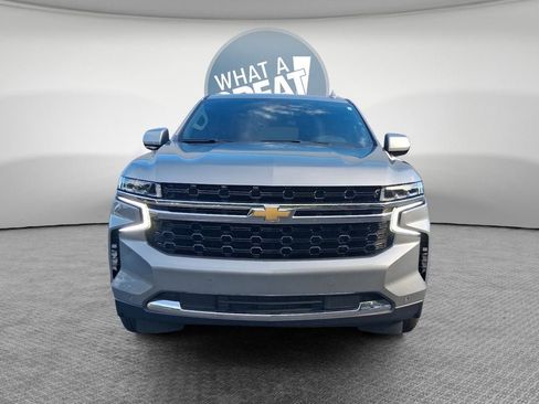 Used 2024 Chevrolet Suburban LS RWD image 9