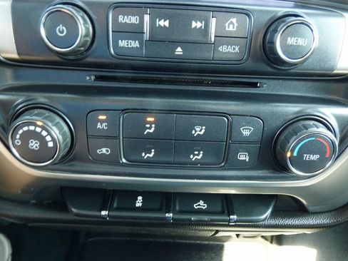 Used 2017 Chevrolet Silverado 1500 LT AWD/4WD image 26