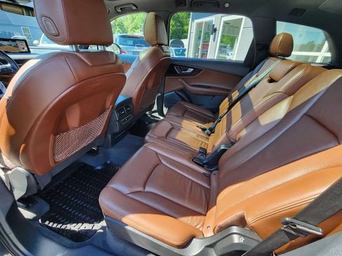 Used 2017 Audi Q7 3.0T Premium Plus AWD/4WD image 12