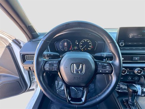 Used 2024 Honda Civic Sport image 11