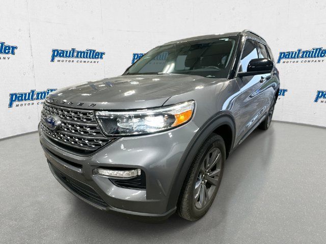 Used 2023 Ford Explorer XLT w/ Equipment Group 202A AWD/4WD image 1