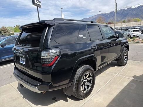 Used 2023 Toyota 4Runner TRD Off-Road AWD/4WD image 4