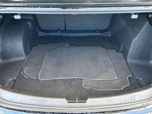 Used 2025 Chevrolet Malibu LT image 11