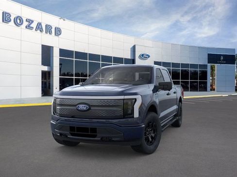 New 2025 Ford F150 Lightning XLT image 3