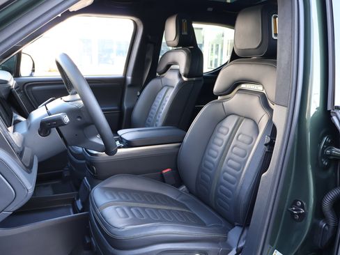 Used 2023 Rivian R1T Adventure image 2