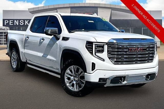 Used 2023 GMC Sierra 1500 Denali w/ Technology Package AWD/4WD image 11