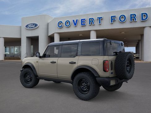 New 2026 Ford Bronco Badlands w/ Black Appearance Package AWD/4WD image 4
