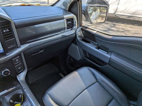 Used 2022 Ford F150 Lariat w/ Equipment Group 502A High image 17