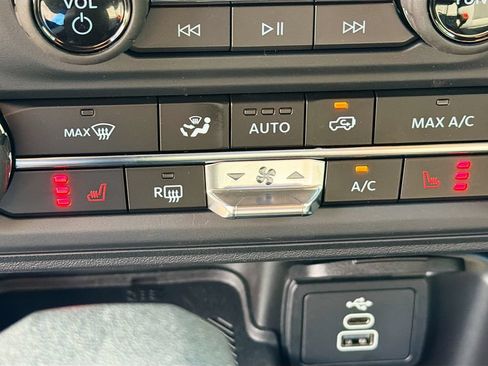 New 2026 Ford Bronco Big Bend AWD/4WD image 21
