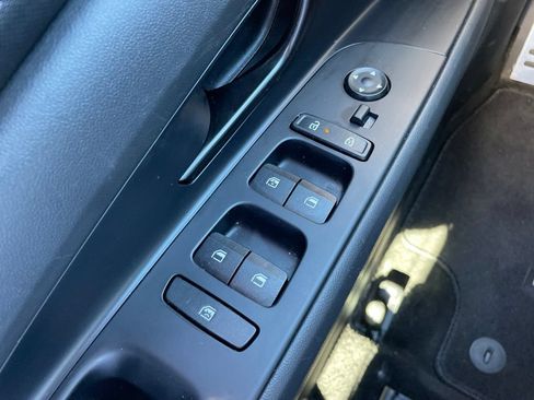 Used 2026 Hyundai Elantra Sport FWD image 23
