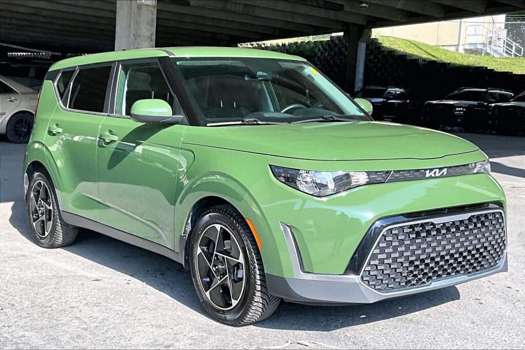 Used 2023 Kia Soul EX FWD image 19