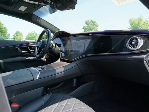 Certified 2023 Mercedes-Benz EQS 580 4MATIC Sedan image 60