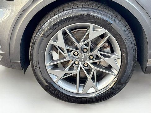 Used 2022 Genesis GV70 2.5T w/ Select Package image 36