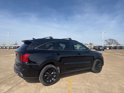 Used 2022 Kia Sorento SX image 28