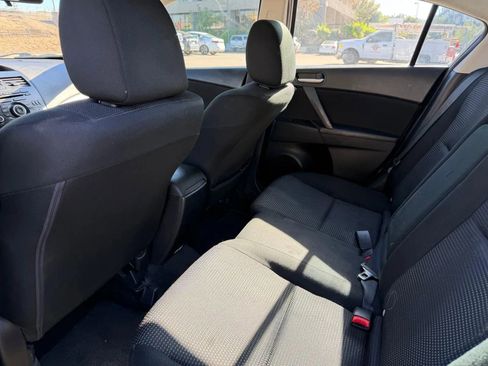 Used 2012 MAZDA MAZDA3 i Touring image 13
