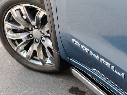 New 2026 GMC Sierra 1500 Denali w/ Denali Reserve Package image 6