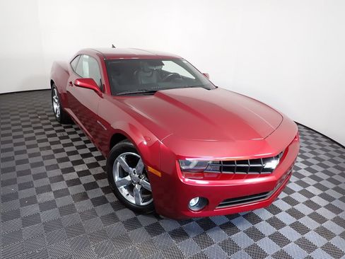 Used 2010 Chevrolet Camaro LT RWD image 9