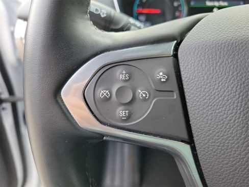 Used 2023 Chevrolet Traverse LT image 20