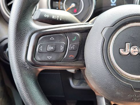 Used 2019 Jeep Wrangler Unlimited Sport AWD/4WD image 16