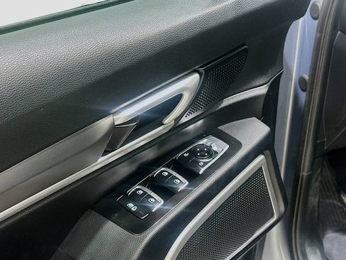 Used 2022 Kia Telluride S AWD/4WD image 18