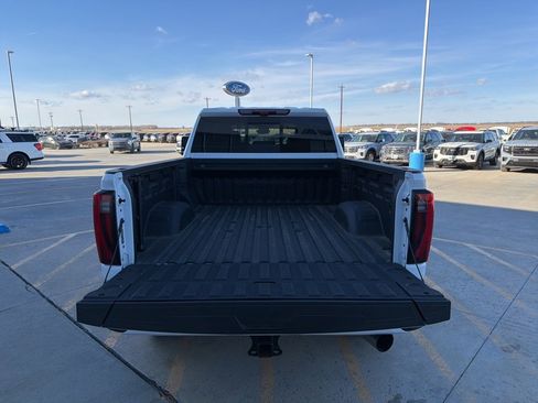 Used 2024 GMC Sierra 2500 Denali w/ Denali Reserve Package image 7