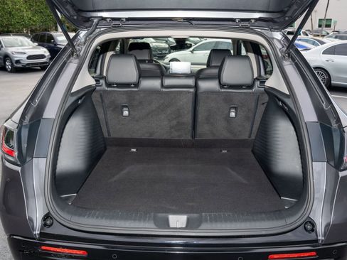 Used 2023 Honda HR-V EX-L image 9