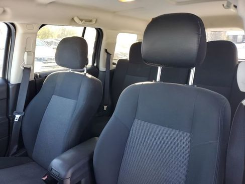 Used 2013 Jeep Patriot Sport AWD/4WD image 11