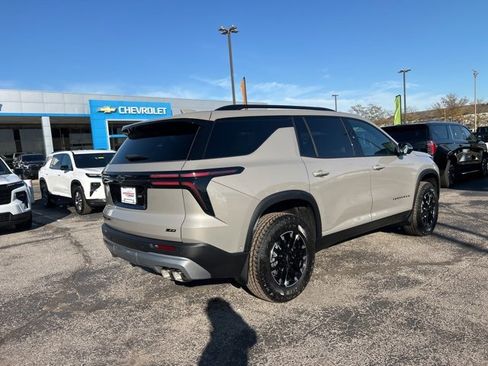 New 2026 Chevrolet Traverse Z71 image 3
