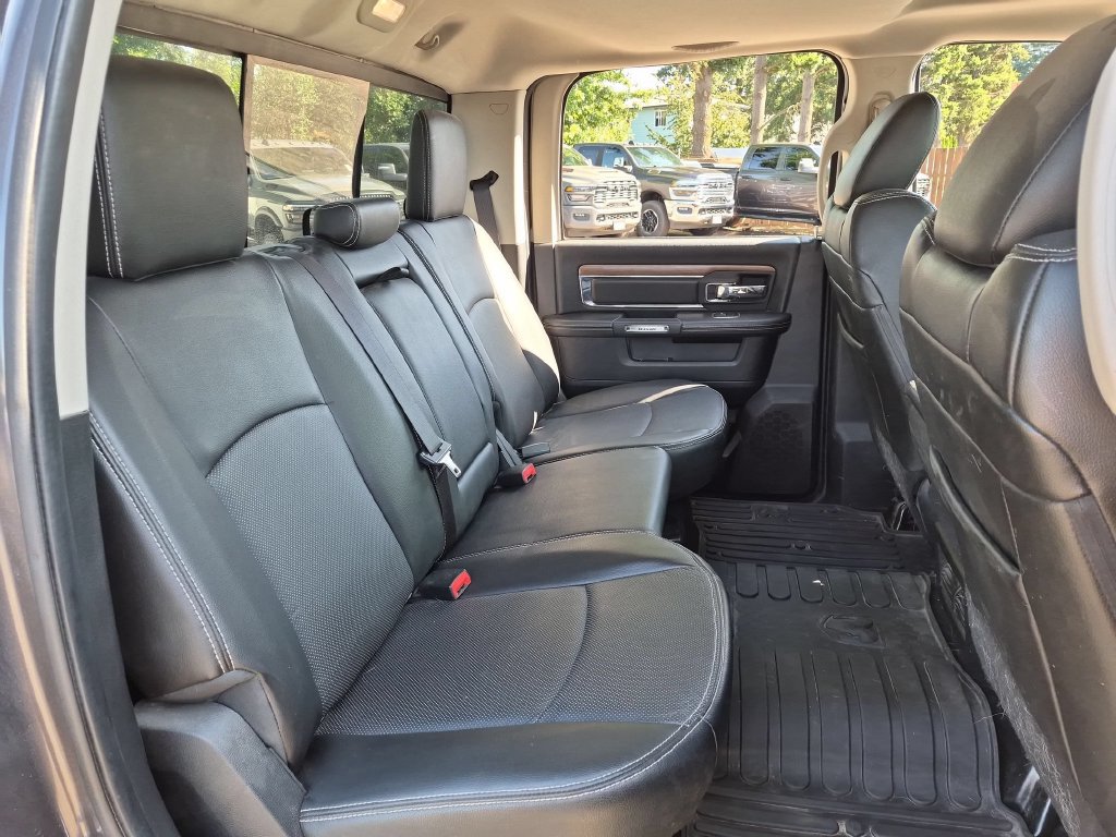 Used 2015 RAM 1500 Laramie w/ Convenience Group AWD/4WD image 15