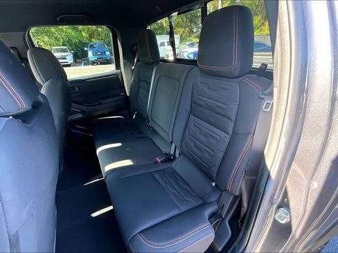 Used 2026 Nissan Frontier PRO-4X AWD/4WD image 23