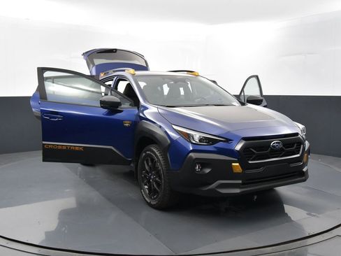 New 2025 Subaru Crosstrek 2.5i Wilderness w/ Crosstrek Mirror Package image 39