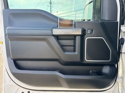 Used 2018 Ford F150 Limited w/ Trailer Tow Package image 34