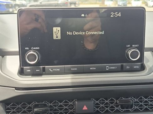 Used 2025 Honda Accord LX image 19